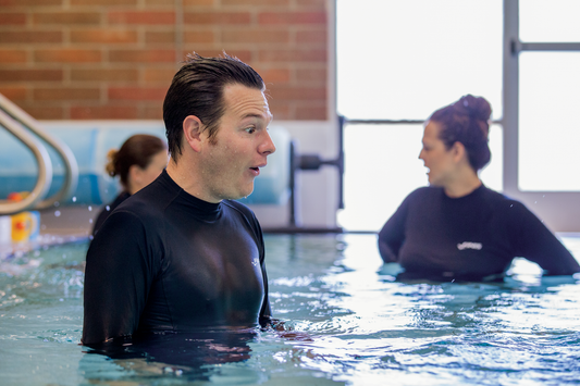 قميص سباحة حراري