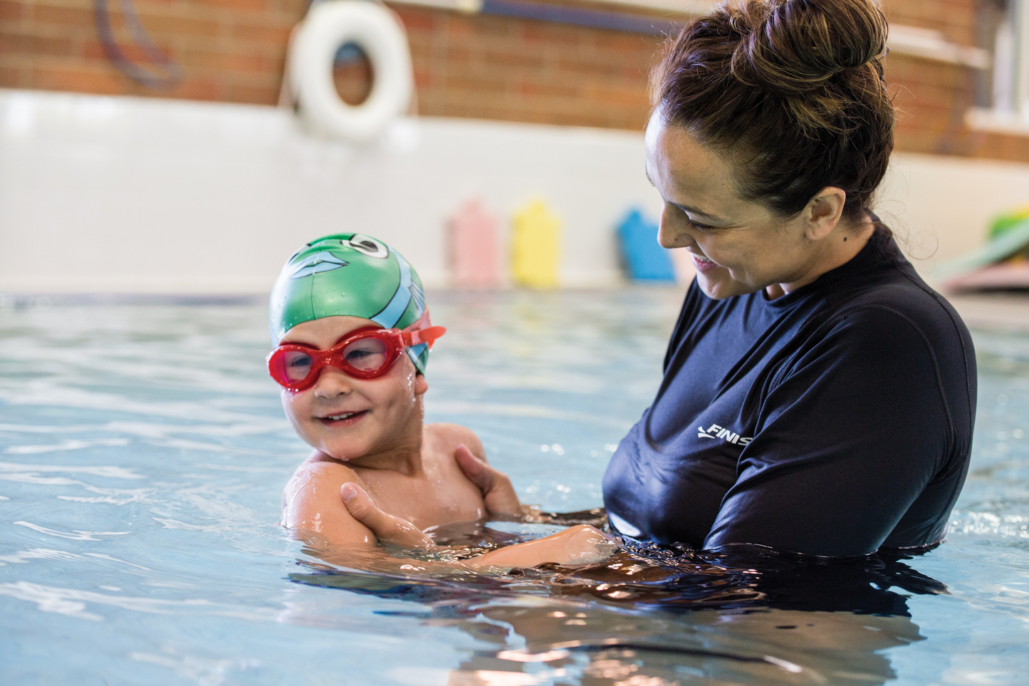 قميص سباحة حراري