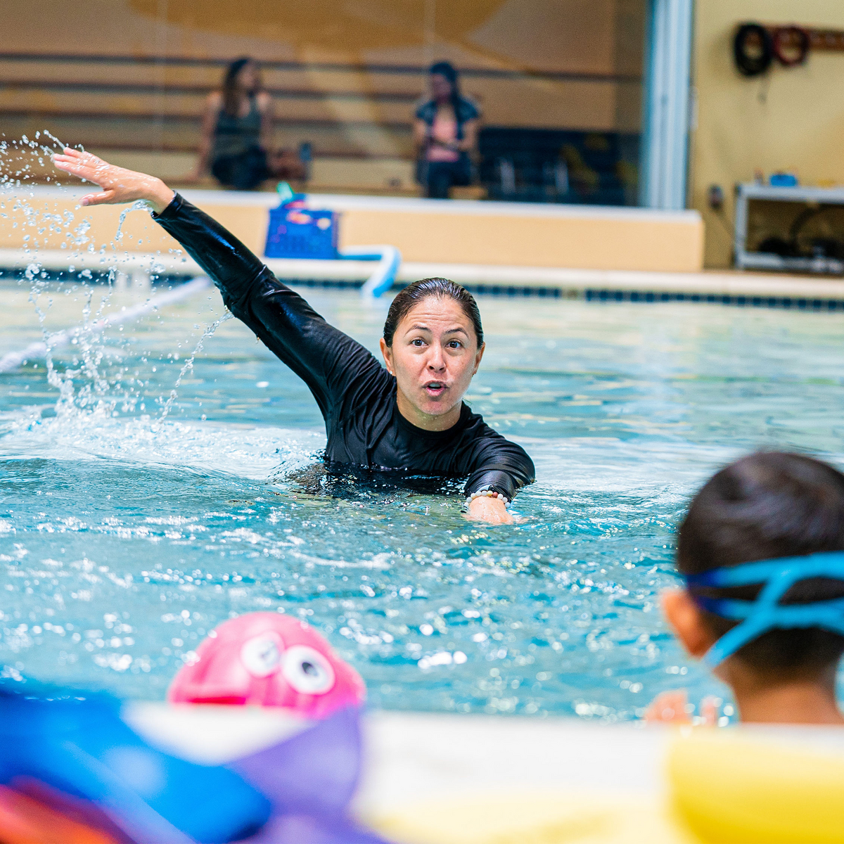 قميص سباحة حراري