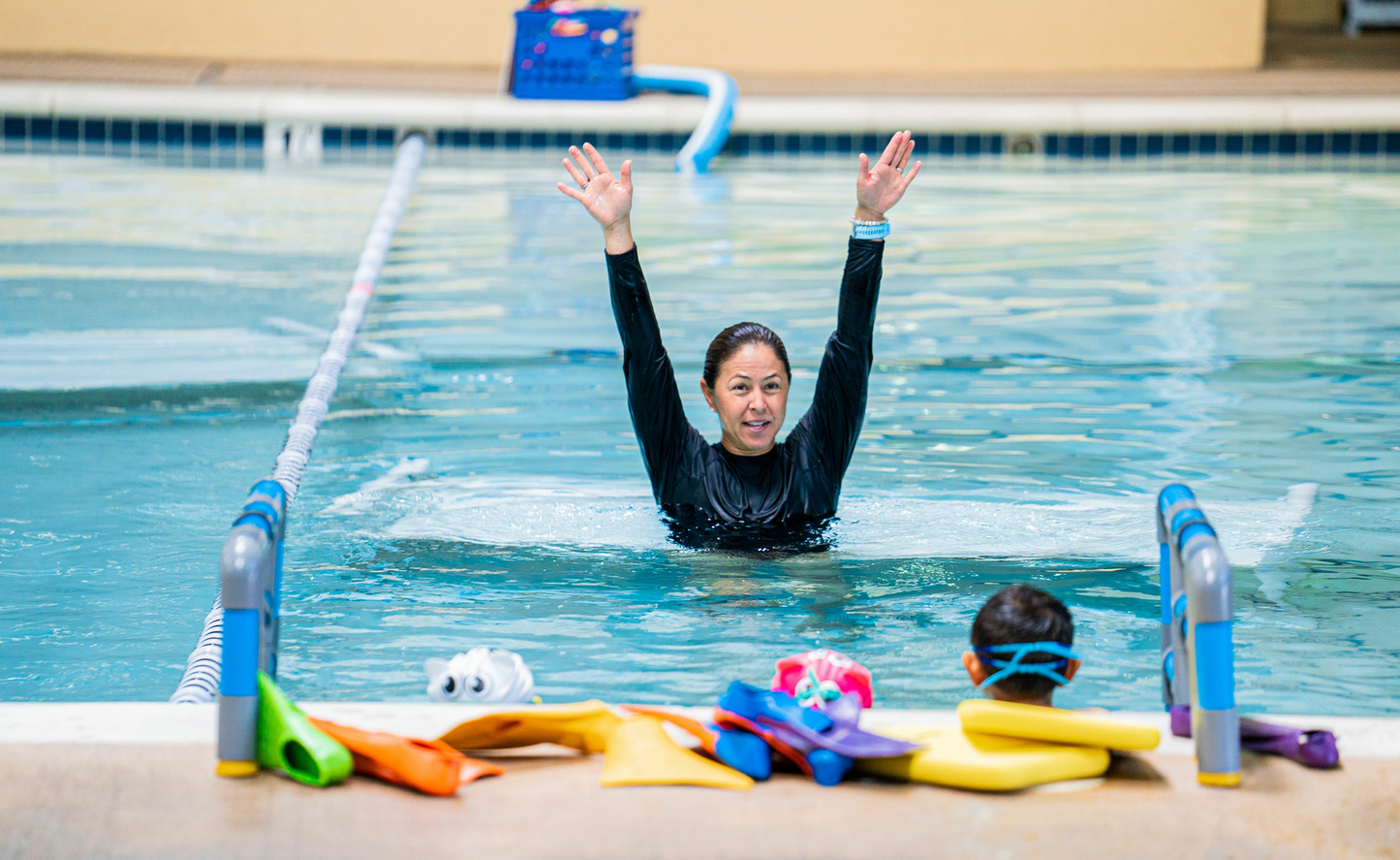 قميص سباحة حراري